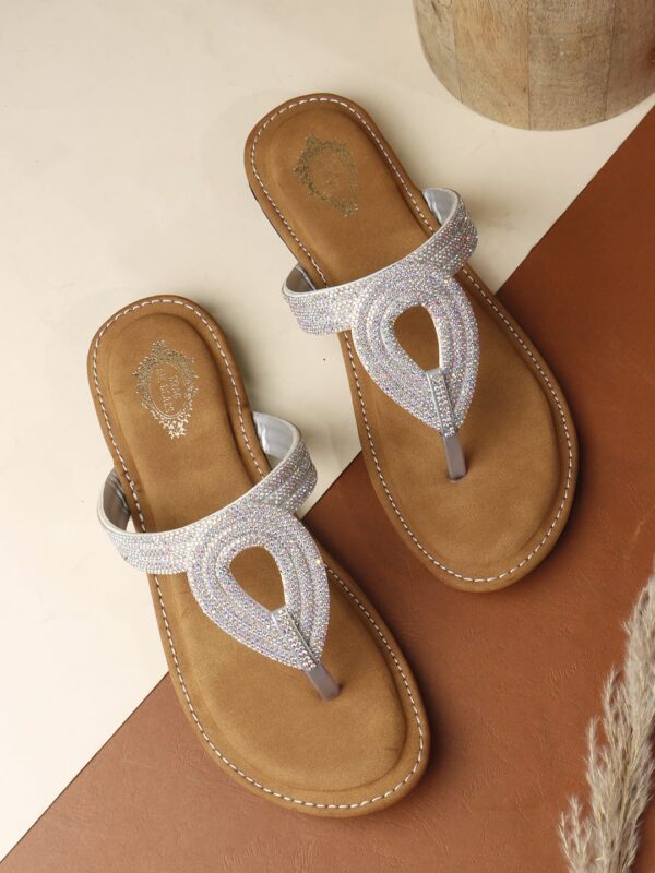 Silver Fashion Flat Sandal